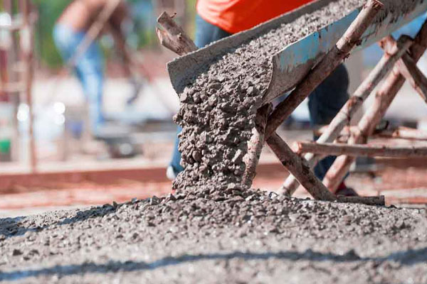 Menyediakan kebutuhan beton siap pakai (ready mix) untuk berbagai kebutuhan konstruksi dengan standar mutu terjamin.